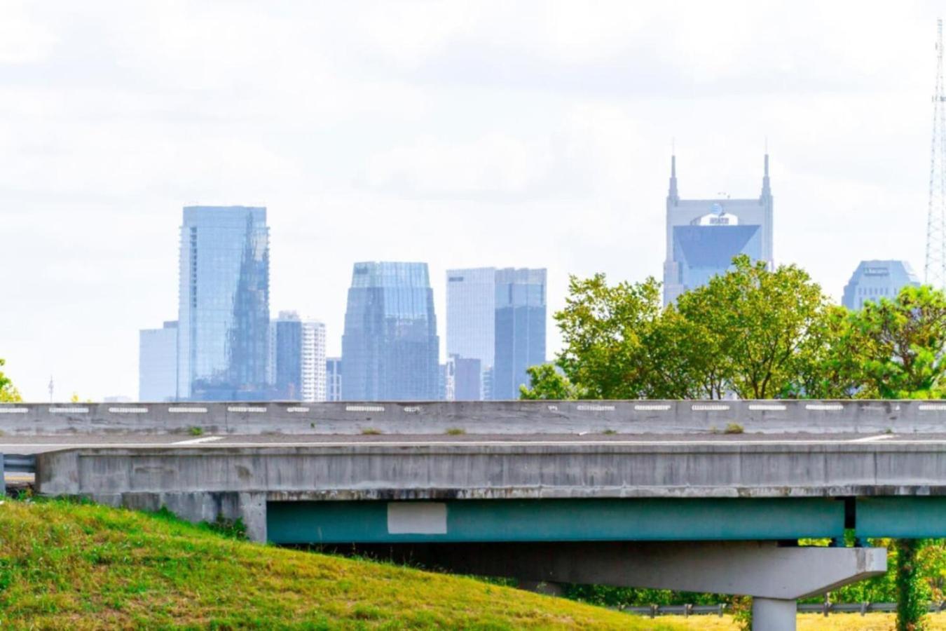 Skyline Serenity Rooftop Patio With Ping Pong Villa Nashville Luaran gambar